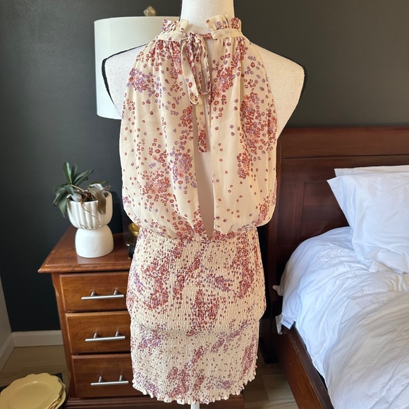 MinkPink Ivory Floral Halter Neck Mini Dress - Size M - Picture 3 of 5